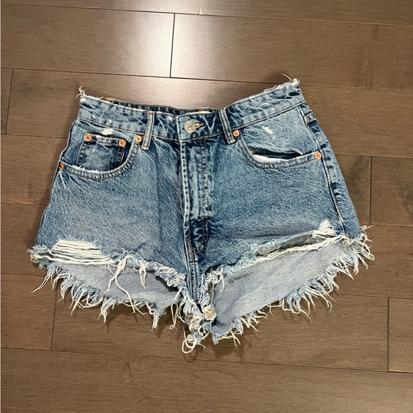 Zara shorts - Picture 1 of 3